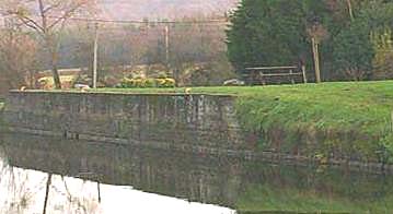 Débarcadère sur le canal